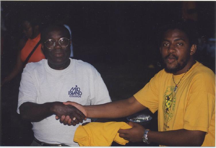 Picnic2001-35.jpg 34.2K