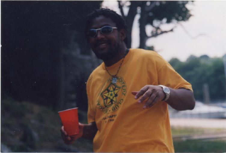 Picnic2001-52.jpg 31.6K